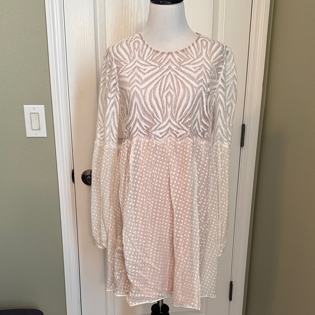 Bcbgmaxazria Cream And White Patterned Dress